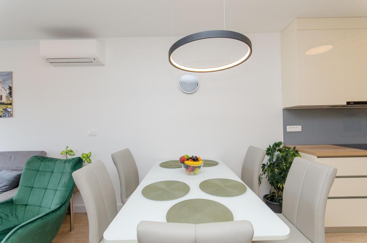 Modern Living Apartment Airy Сплит Экстерьер фото